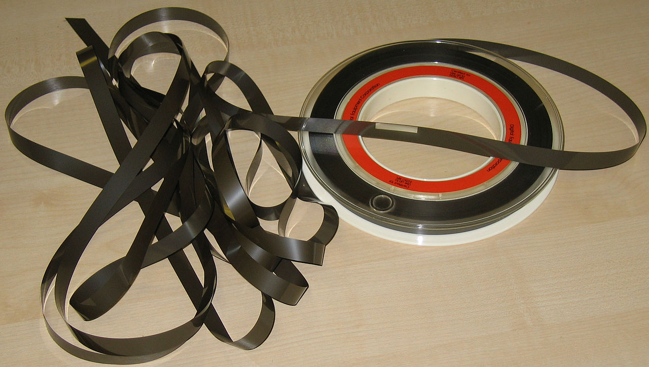 1280px-Tapesticker.jpg